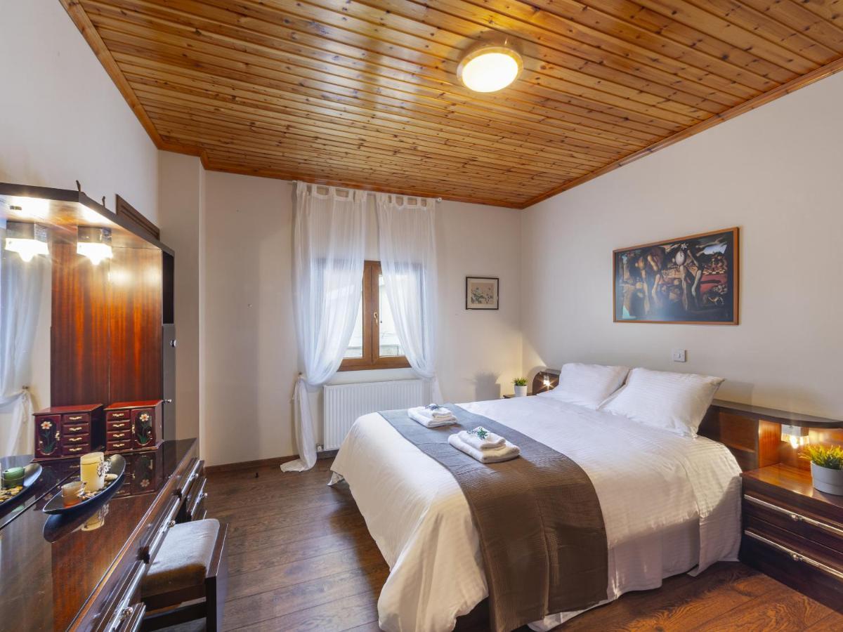 Villa Troodos Riverside *